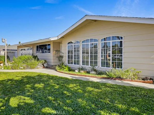 1934 S Robert Ln, Anaheim, CA 92802