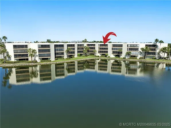 221 NE Plantation Rd APT 407, Stuart, FL 34996