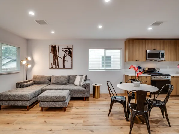 2090 Santa Rosa Ave, Altadena, CA 91001