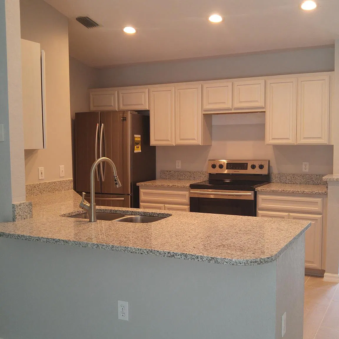 2 bed, 1375 sqft, $1,850 — Photo 4