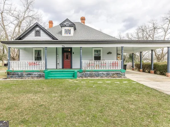 104 Howard St, Byron, GA 31008