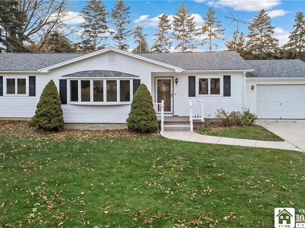 81 Otter St, Dunkirk, NY 14048