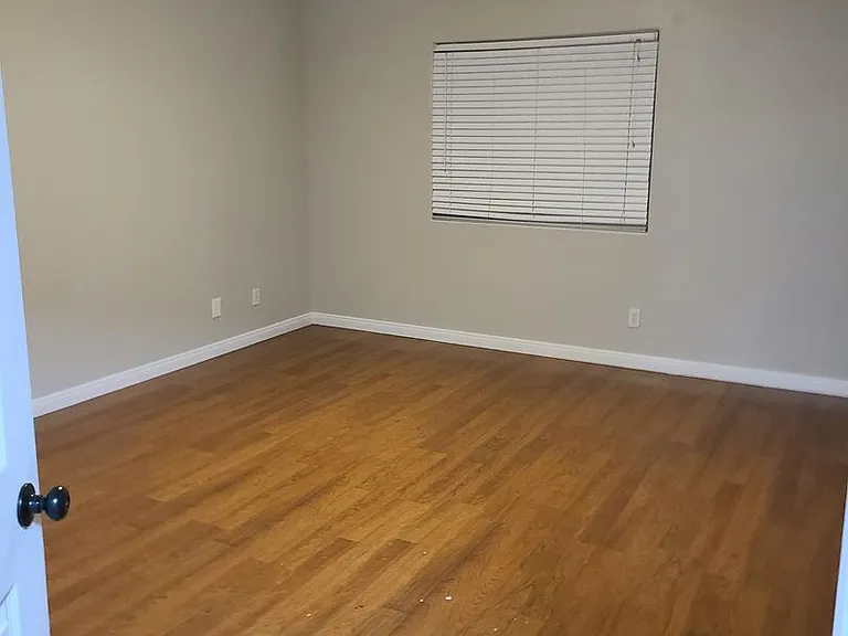 9352 Villa Tuscany Ave — Photo 29