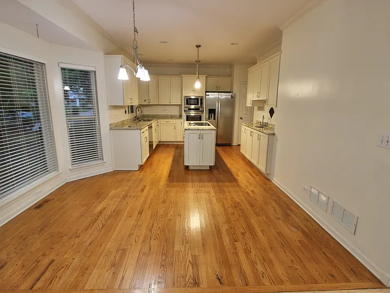 7635 Bittersweet Dr — Photo 12