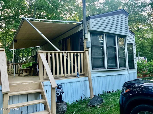 140 Blue Aspen Dr, Milford, PA 18337