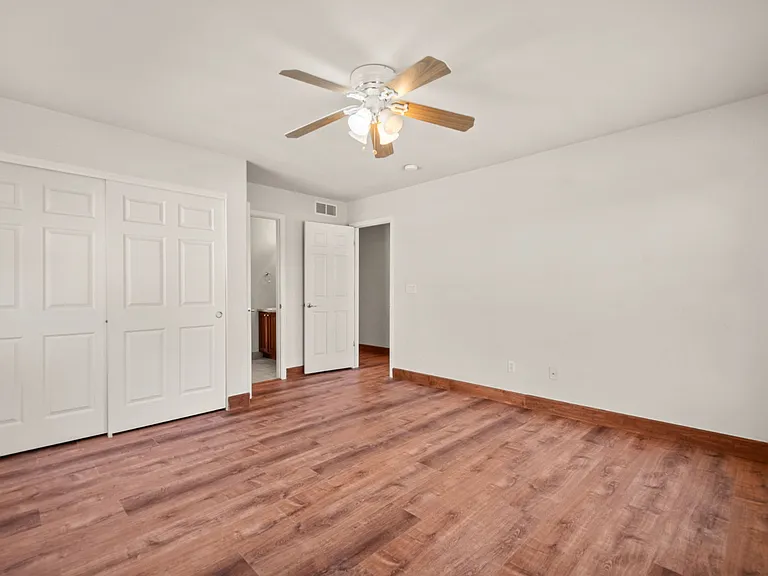20981 E Hampden Pl — Photo 25