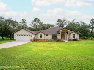 11420 Linnet Rd, Weeki Wachee, FL 34614