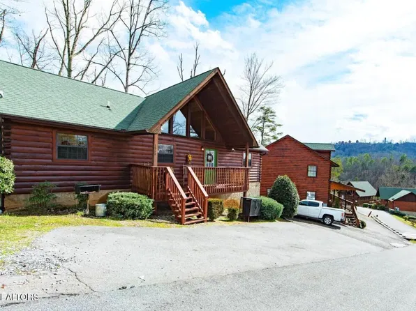 1519 Boo Boos Way, Sevierville, TN 37862
