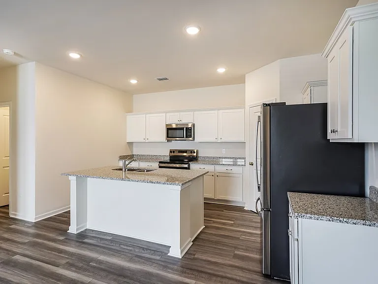 185 Snowdrop Ave — Photo 8