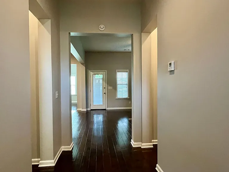 9408 Tillman Ct — Photo 15