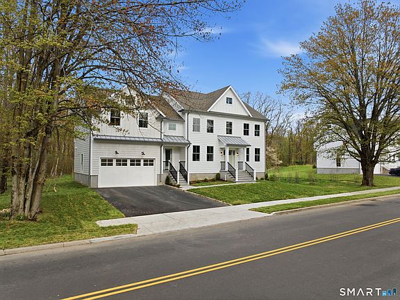 2nd image of 260 Pansy Road