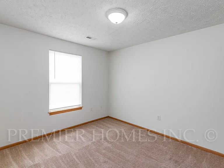 76 Meadow Wood Dr #A — Photo 9