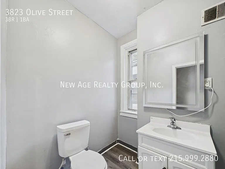 3823 Olive St — Photo 9
