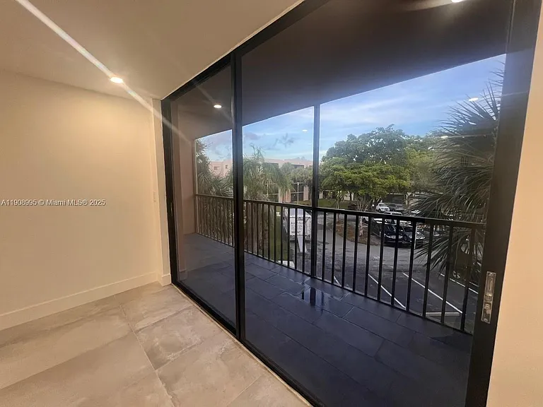 8600 SW 133rd Avenue Rd #319 — Photo 6