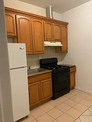 Rented by Extend Realty Inc | media 8