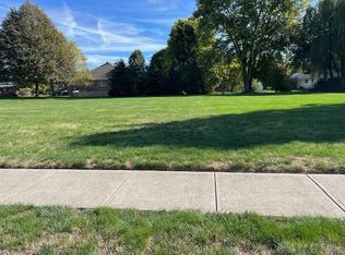 1965 Quail Nest Ct, Troy, OH 45373