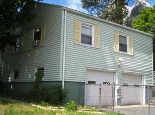 151 Locust St, Holyoke, MA 01040