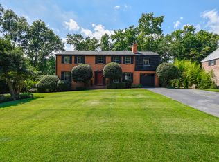 9312 Maybrook Pl, Alexandria, VA 22309