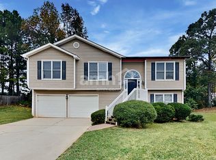 3032 Crystal Gate Pl, Lawrenceville, GA 30044