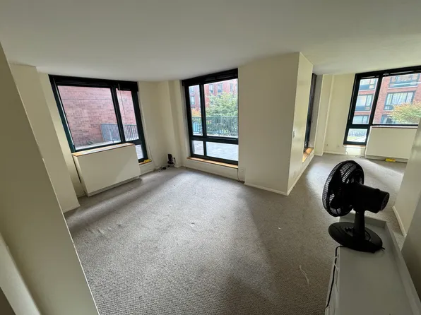 1 Irving Place image 5 of 19