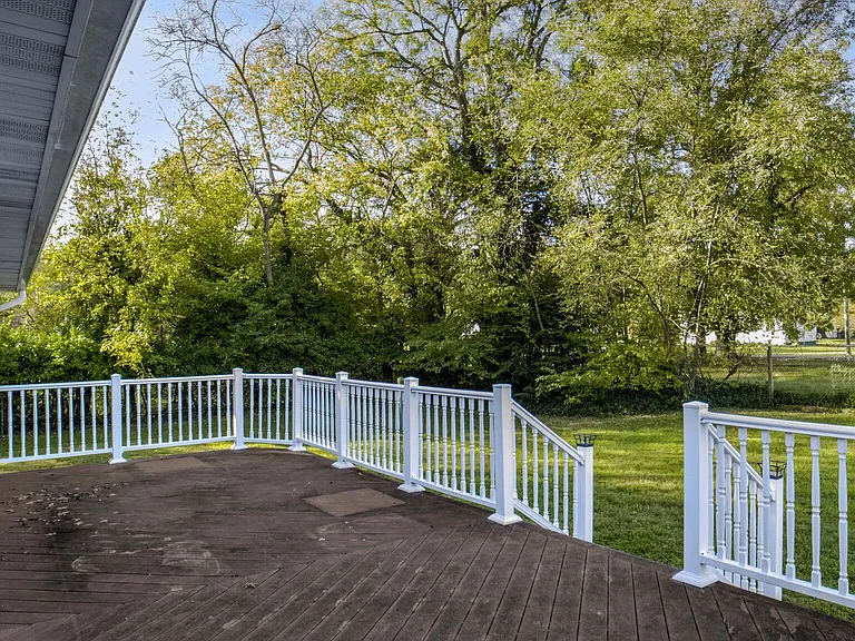 5209 W Maple Shade Ln — Photo 5