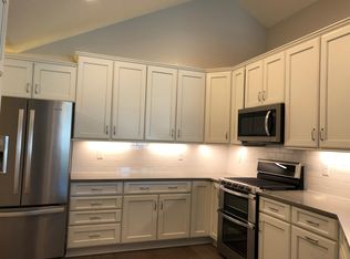 1011 Tilly Dr #1011, Valencia, PA 16059