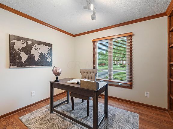 5th image of 8591 N Spring Ct