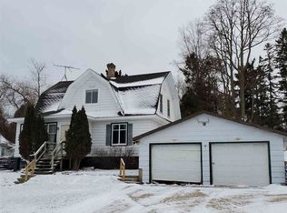 718 River Rd, Kewaunee, WI 54216