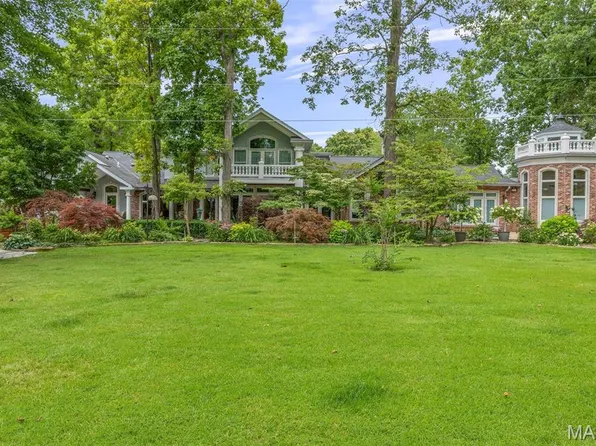 556 Oak Ter, Farmington, MO 63640