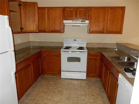 3rd image of 6725 Brittany Chase Ct