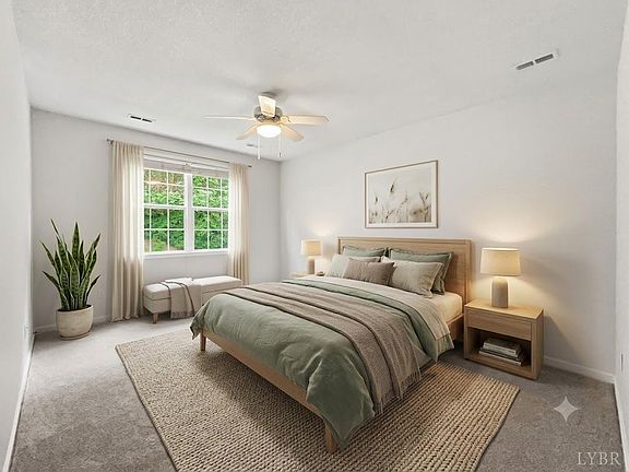 5th image of 404 Legacy Oaks Cir