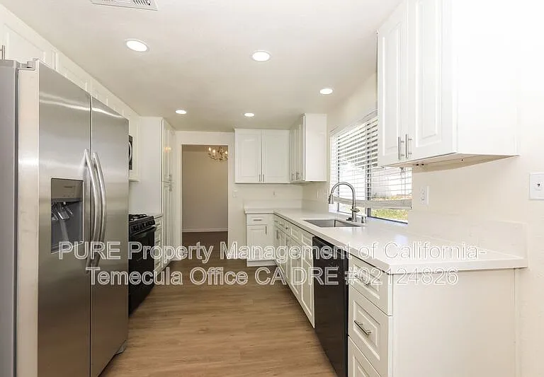 39625 Almansa Ct — Photo 7