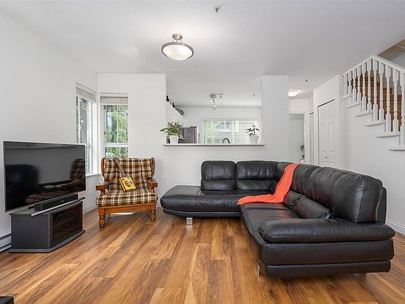 4th image of 238 E 18th Ave #202