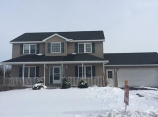 108 Cedarcrest Ln, Oneida, NY 13421