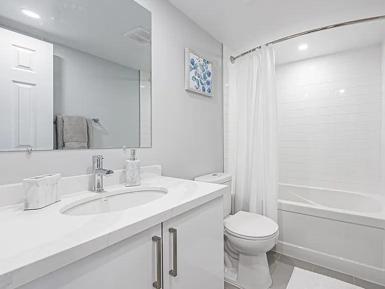 2220 Marine Dr — Photo 10