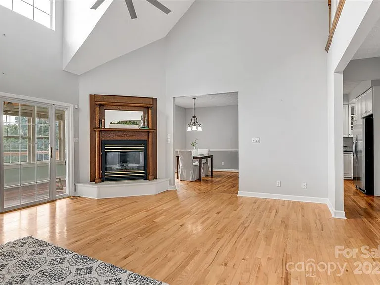 113 Caldonia Dr — Photo 22