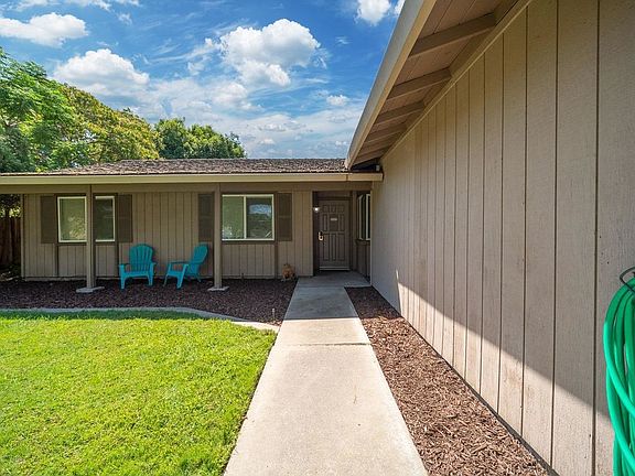 4th image of 970 Graywood Cir