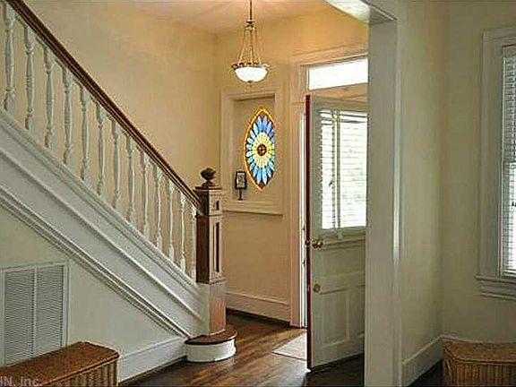 5th image of 244 Mount Vernon Ave