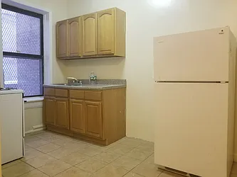 Rented by Lang Realty LLC