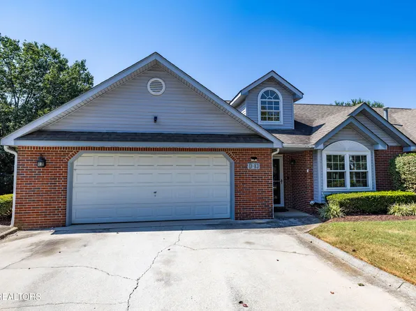 805 Cedar Ln #D13, Knoxville, TN 37912