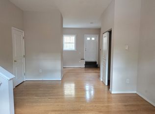919 Lombard St APT A, Philadelphia, PA 19147