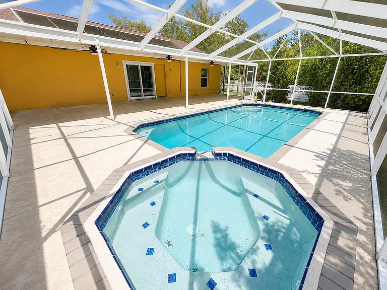 14244 Mulkerin Dr — Photo 32