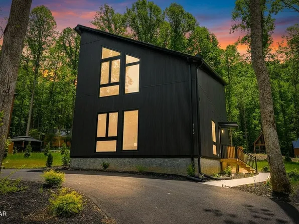 4142 Fontaine Way Lot 8, Gatlinburg, TN 37738