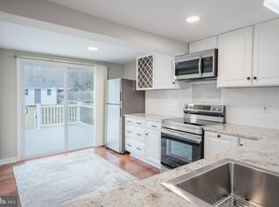 6946 Blantyre Rd, Warrenton, VA 20187