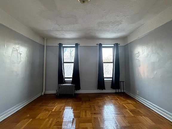 5th image of 2502 Avenue D APT B3