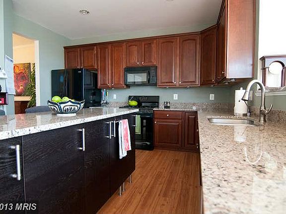 3rd image of 13180 Kinnicutt Dr