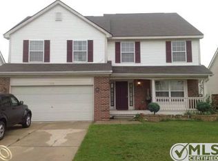 1212 Oaklawn Dr, Pontiac, MI