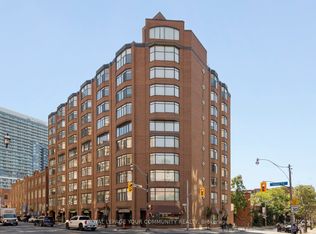 135 George St S #603, Toronto, ON M5A 4E8
