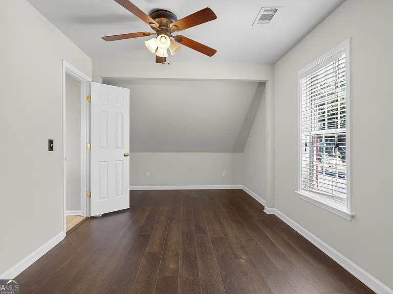 28 Stonehenge Ct — Photo 54