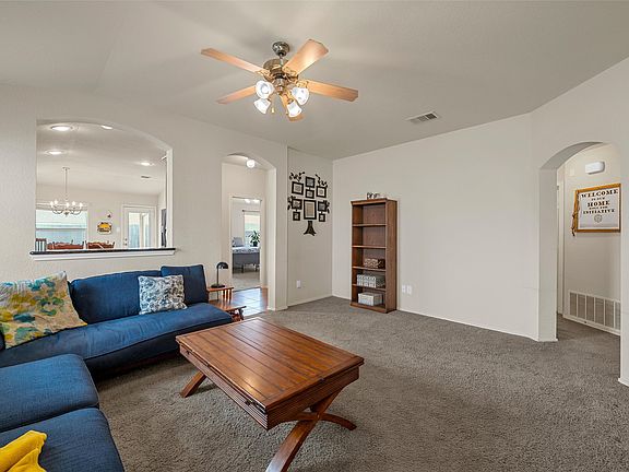 4th image of 10204 Marigold Rd